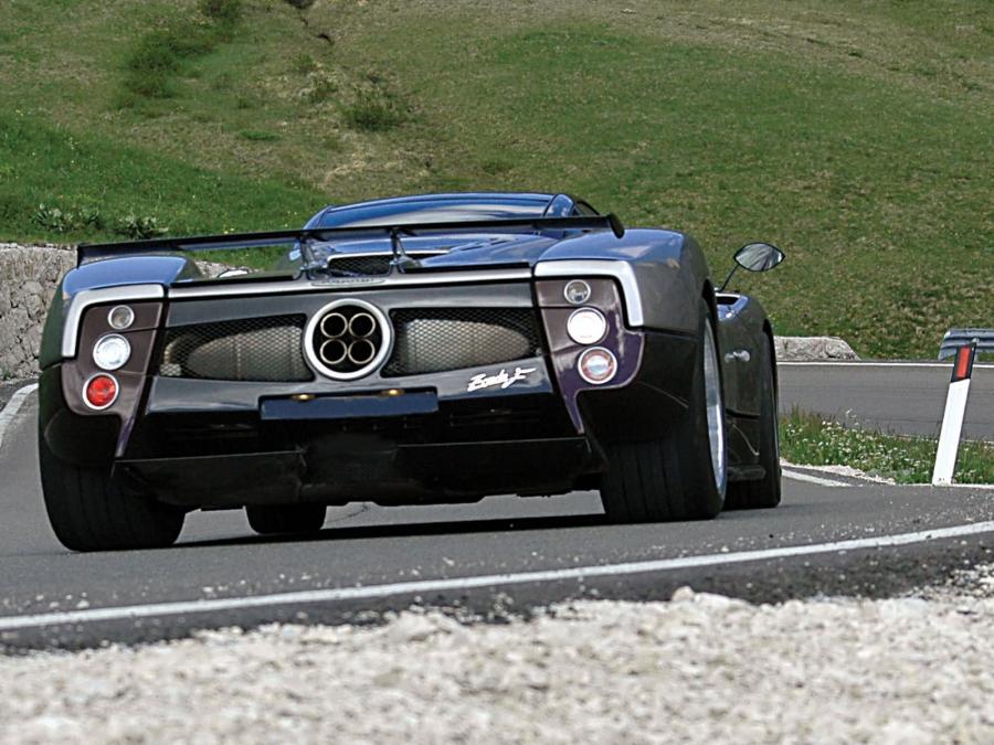  Pagani Zonda F 2005 года  (фото 32 из 82)